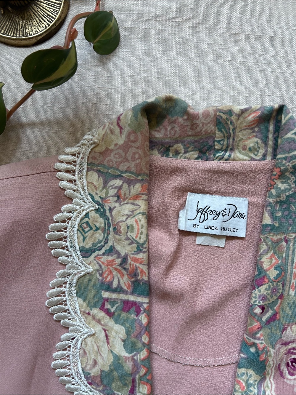 True Vintage Pink Floral-Trim Women's Blouse Blazer Jeffrey & Dara Tapestry - Picture 2 of 7